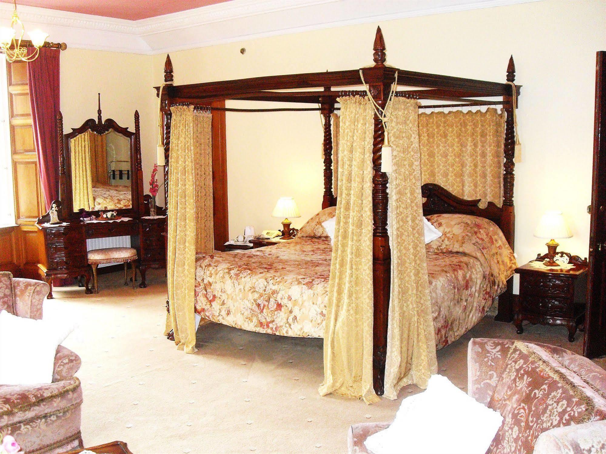Ledgowan Lodge Hotel Achnasheen Esterno foto